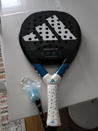 Pala pádel Adidas Metalbone Control