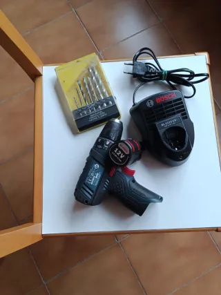 TALADRO ATORNILLADOR BOSCH BATERÍA GSR 12V-15