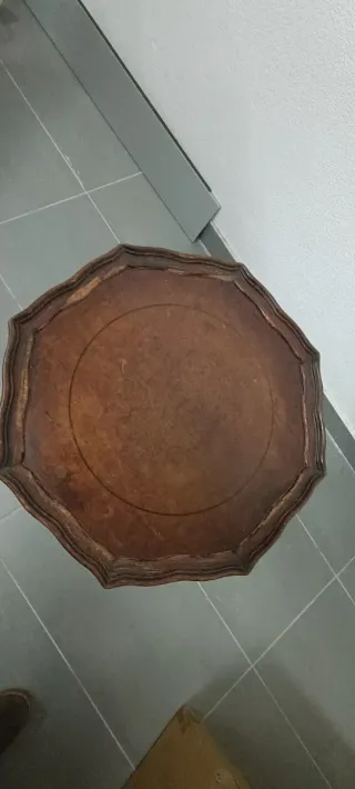 Mesita auxiliar madera antigua