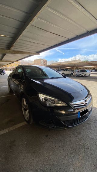 Opel Astra 2012