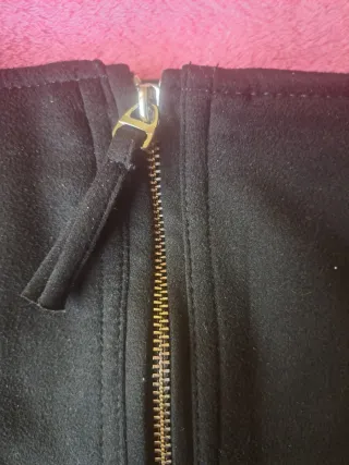 Falda con cremallera Bershka