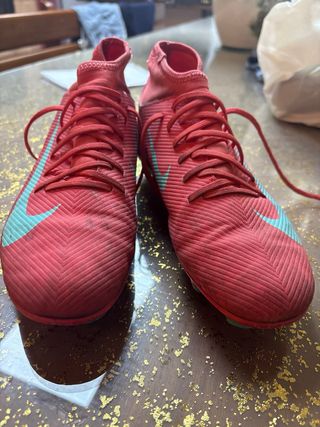 Botas de fútbol nike