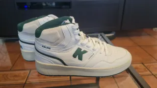 Zapatillas altas Kelme blancas y verdes