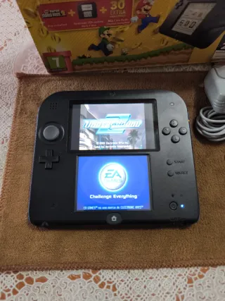Nintendo 2DS Edición Super Mario Bros. 2