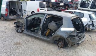 Faro der volkswagen golf v berlina (1k1) 465812