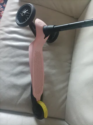 Bici sin pedales Decathlon y patinete niños