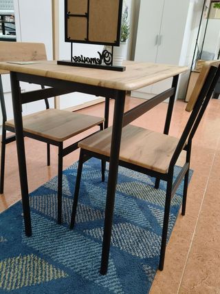 Mesa y 2 Sillas Comedor
