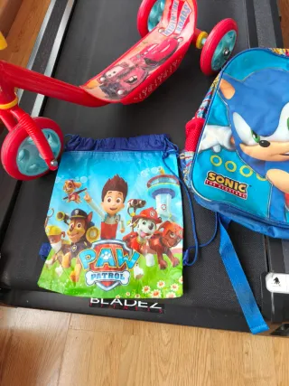 Lote Patinete y 2 Mochilas (Sonic y Paw Patrol)