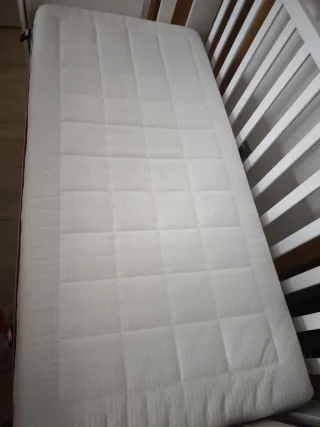 Cuna bebé Ikid con colchón