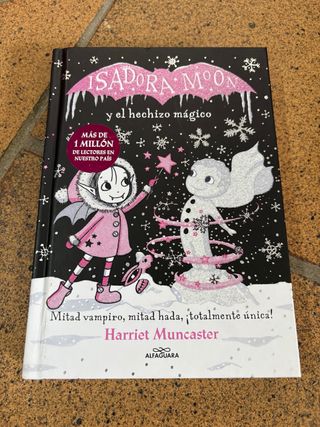 Libro edicion especial ISIDORA MOON