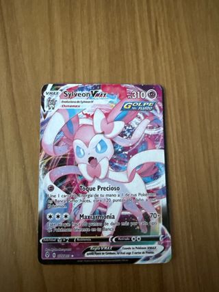 Carta Pokémon Sylveon VMAX