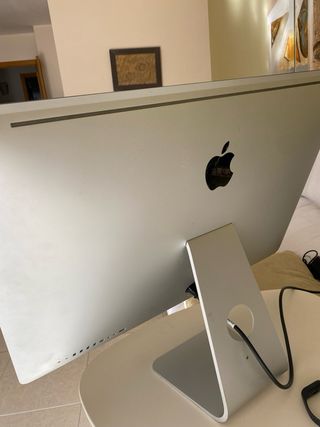 iMac 27 (2010-2011)