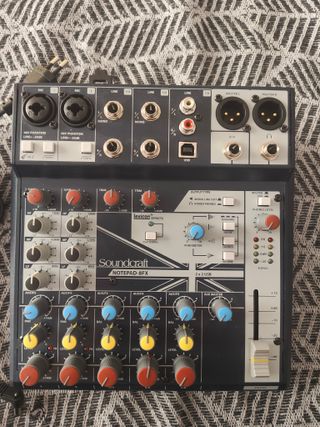 Mixer Soundcraft Notepad-8FX