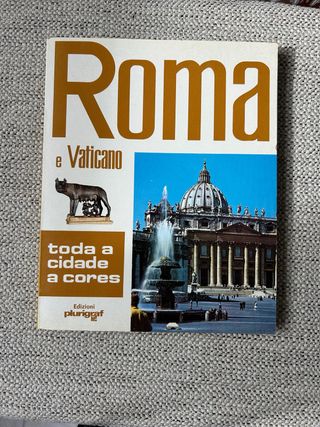 Libro “Roma”a cidade eterna.