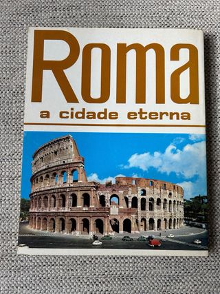 Libro “Roma”a cidade eterna.