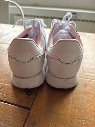 Zapatillas Reebok Blancas y Rosas