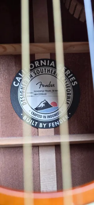 Guitarra Electroacústica Fender