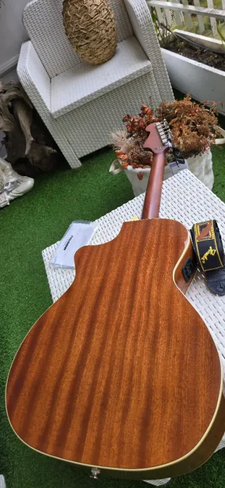 Guitarra Electroacústica Fender