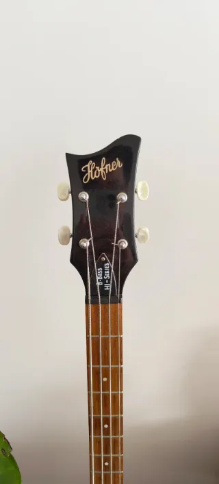 Bajo Hofner Ignition Sunburst