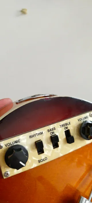 Bajo Hofner Ignition Sunburst