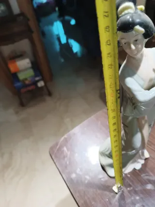Figura Geisha Porcelana antigua