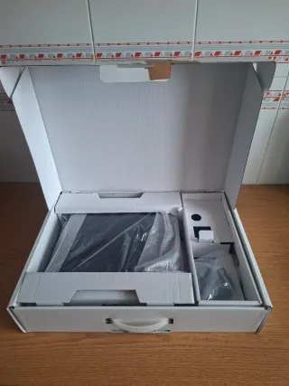 Caja PS4 Fat Batman Arkham Knight