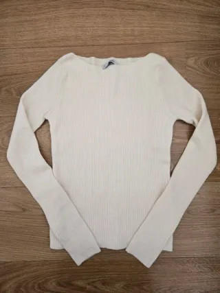 Sudadera blanca de punto