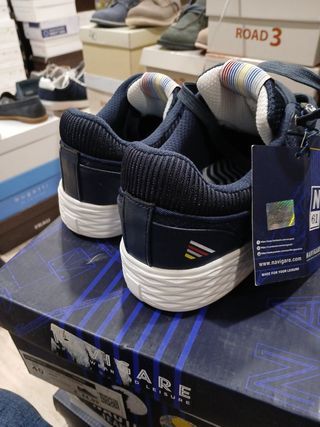 Zapatillas deportivas Navigare talla 40
