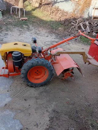 Tractor Pascuali 945