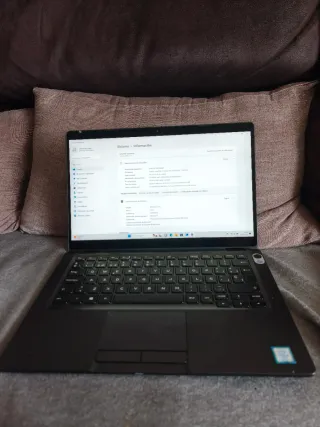 Portátil Dell 5300 2 en 1 táctil 256GB