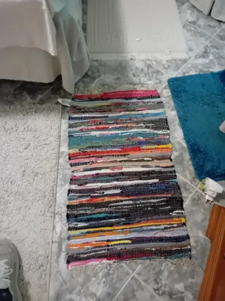 Alfombra de tela multicolor