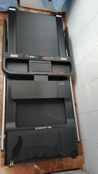 Cinta Correr Eléctrica BLADEZ FITNESS BZ6540