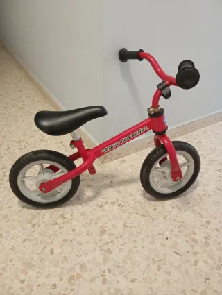 Bicicleta primeros pasos roja