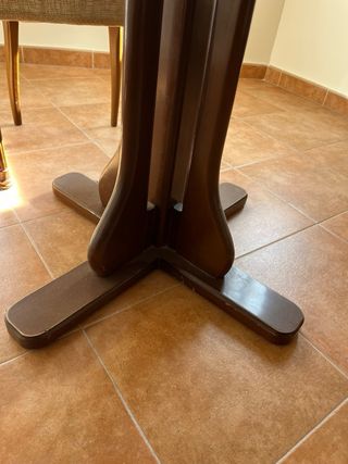 Mesa comedor redonda extensible madera