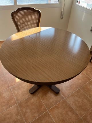 Mesa comedor redonda extensible madera