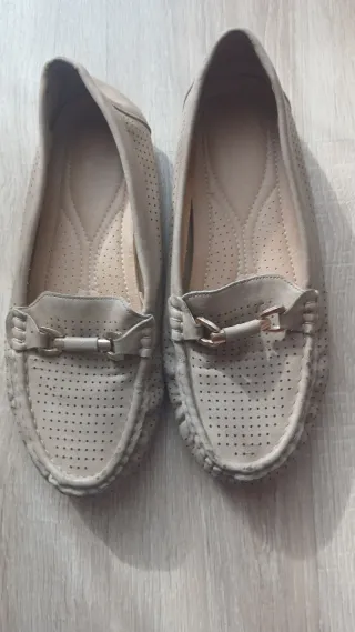 Mocasines beige talla 36