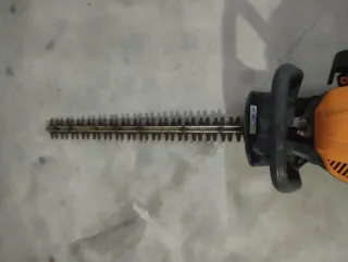 Cortasetos gasolina Anova