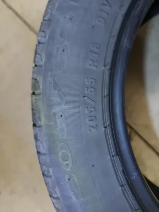 Neumáticos de coche