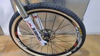 Bicicleta de Montaña Rockrider Blanca