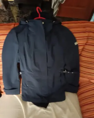 Parka Tommy Hilfiger Mujer Talla XS Negra