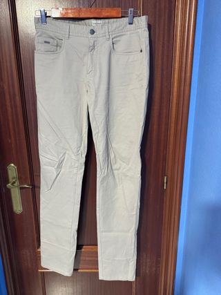 Pantalón Chino Alvaro Moreno Beige