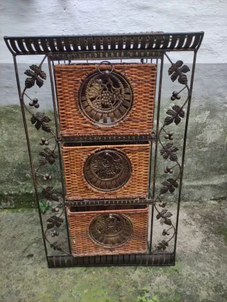 Estantería Mimbre y Metal