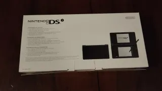 Nintendo DSi scatola + console non funzionante