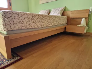 Cama y colchones Ikea madera