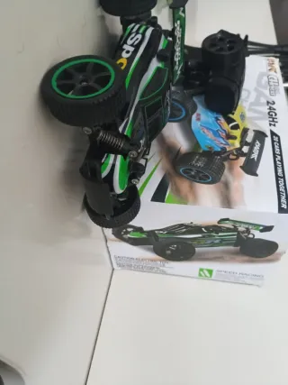 Coche teledirigido 2.4GHz