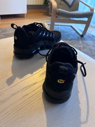 Nike Air VaporMax Plus negras