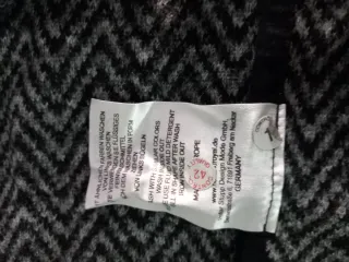 Chaleco largo estampado blanco y negro