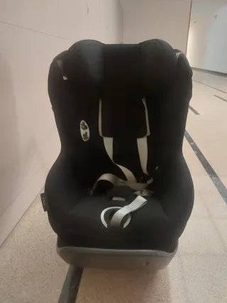 Silla de coche grupo 0 con sistema isofix