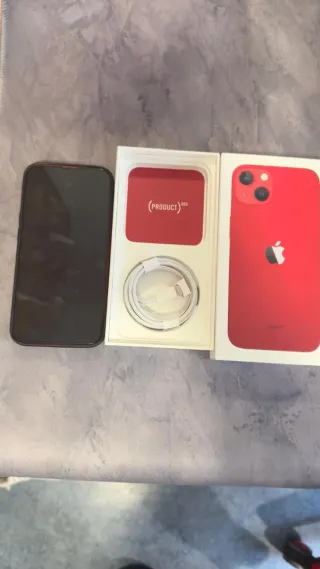 iPhone 13 256GB Rojo
