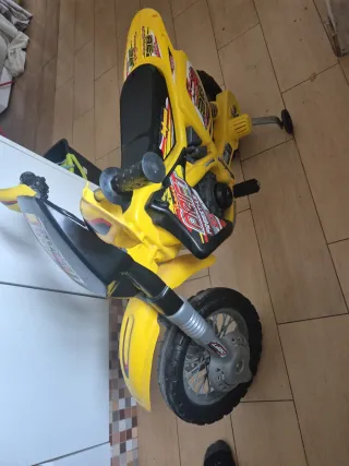 Moto Eléctrica Infantil Amarilla